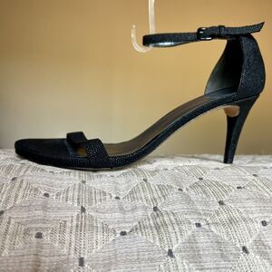 Stuart Weitzman Black Goose Bump Leather Nudist Strappy Heeled Sandals 8.5 M